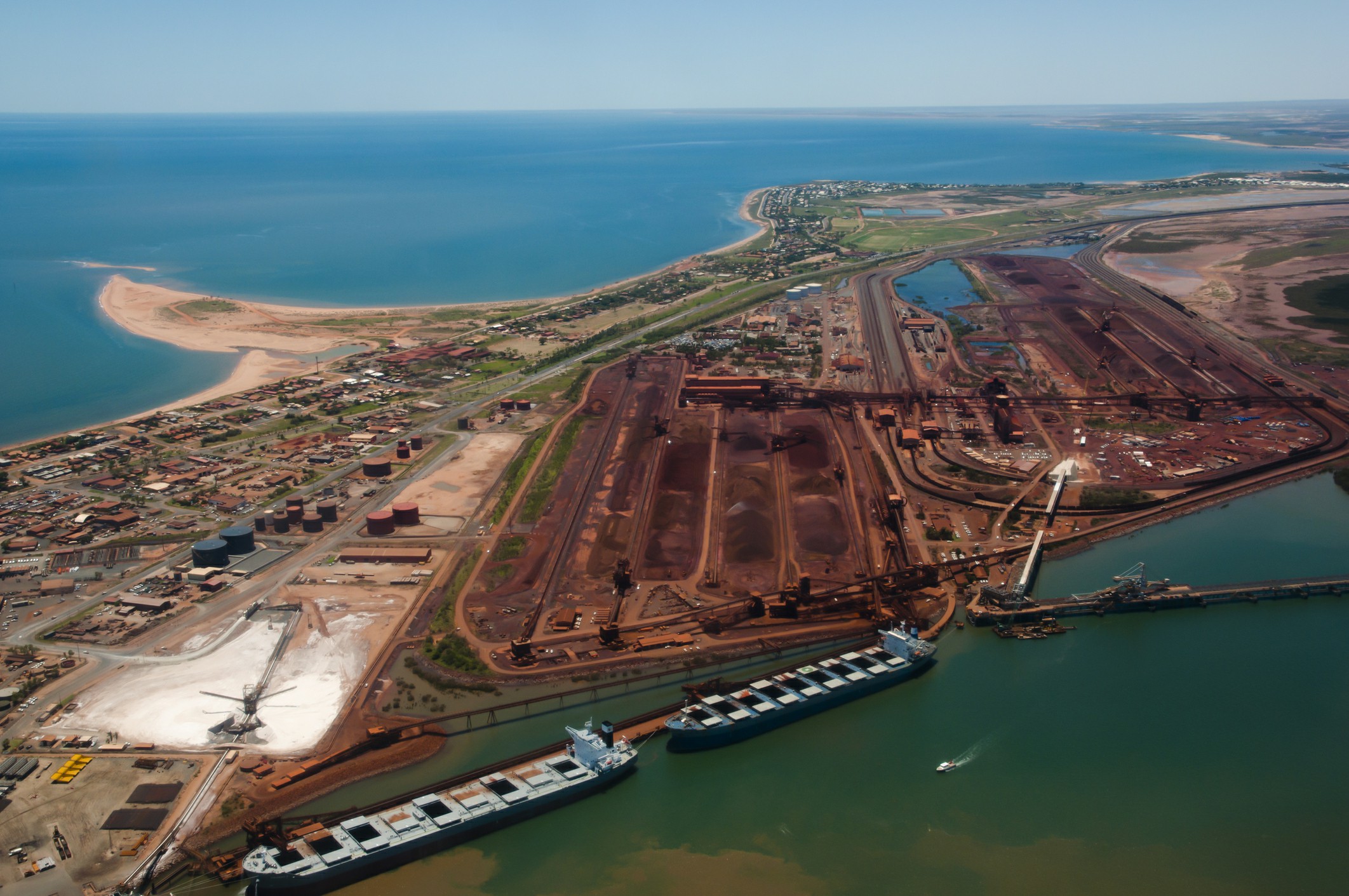 Move From Perth to Port Hedland With Chess Moving Move From Perth to Port Hedland With Chess Moving