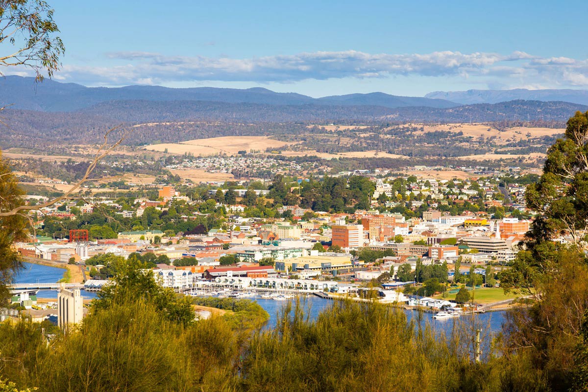 Essential guide for a move from Adelaide to Tasmania