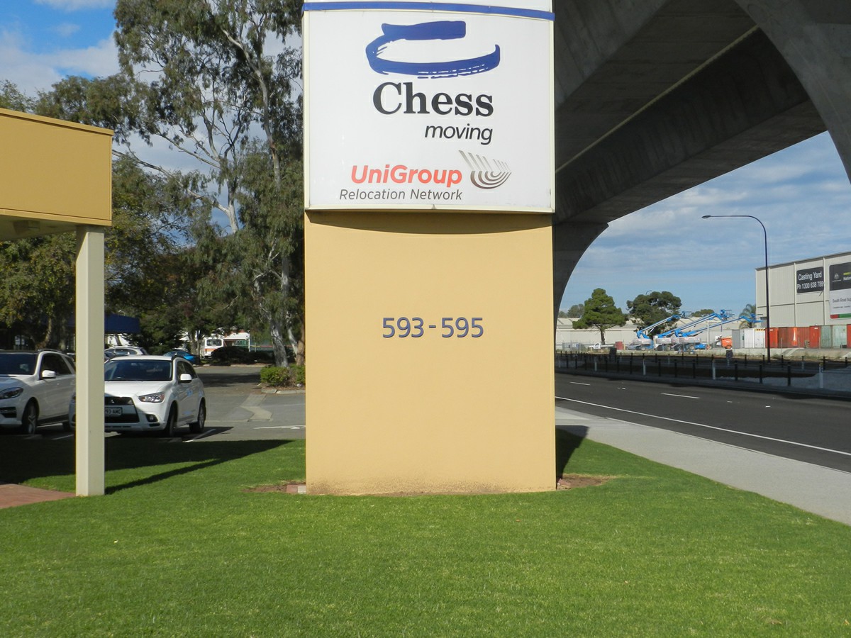 Chess Moving Australia UniGroup